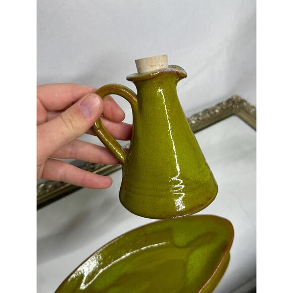 Small green terracotta pitcher with a cork to serve raki in the mountains - Picture 5 of 10